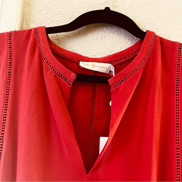🌹 TORY BURCH TOP 🌹 - Picture 4 of 8